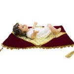 Home Variedades   Menino Jesus Roupa Branca Na Almofada 30cm  3